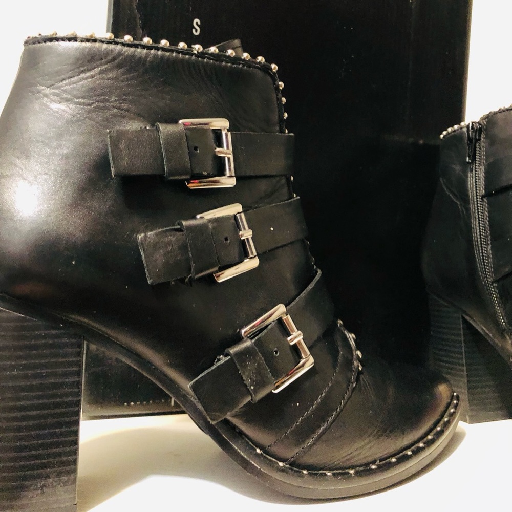 Steve Madden Heller Leather Boots